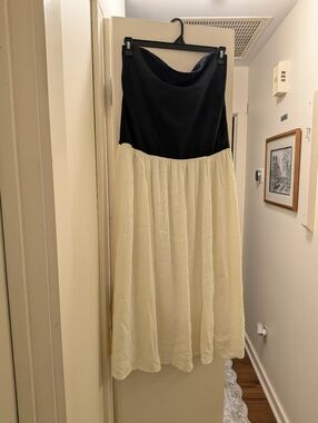 The Drop Strapless Black Bodice Ivory Midi Dress XXL